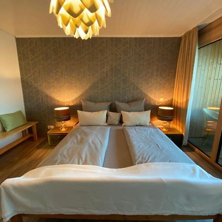 Doppelzimmer Mit Bad & Balkon Simmersfeld ภายนอก รูปภาพ