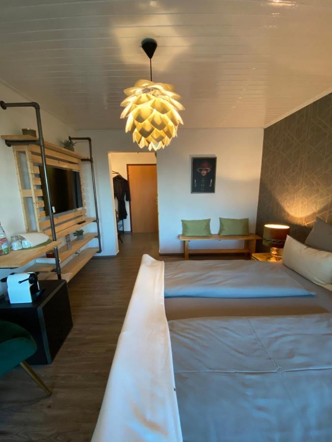 Doppelzimmer Mit Bad & Balkon Simmersfeld ภายนอก รูปภาพ